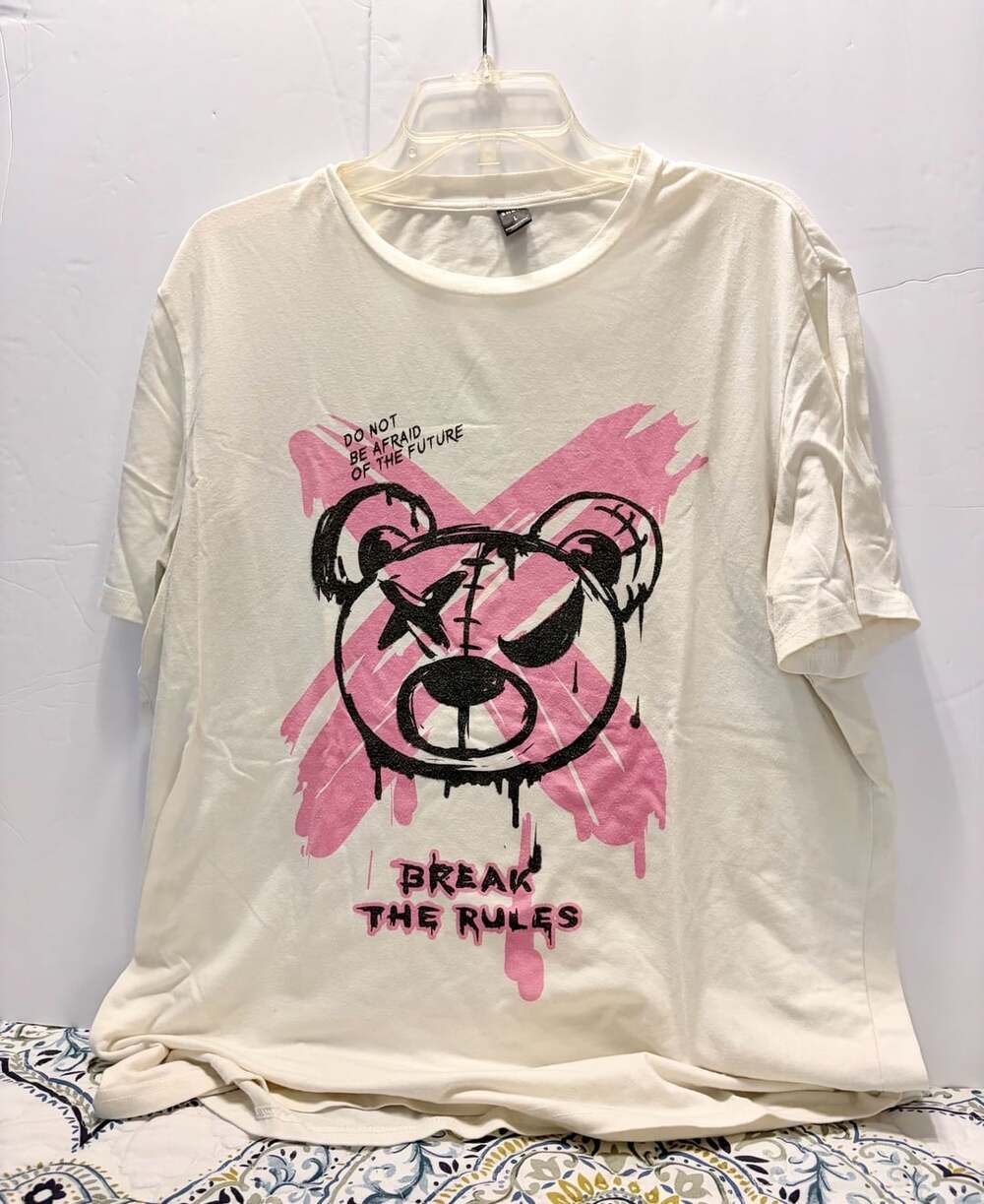 SHEIN Graphic T-Shirt Size L White Bear Break The Rules
